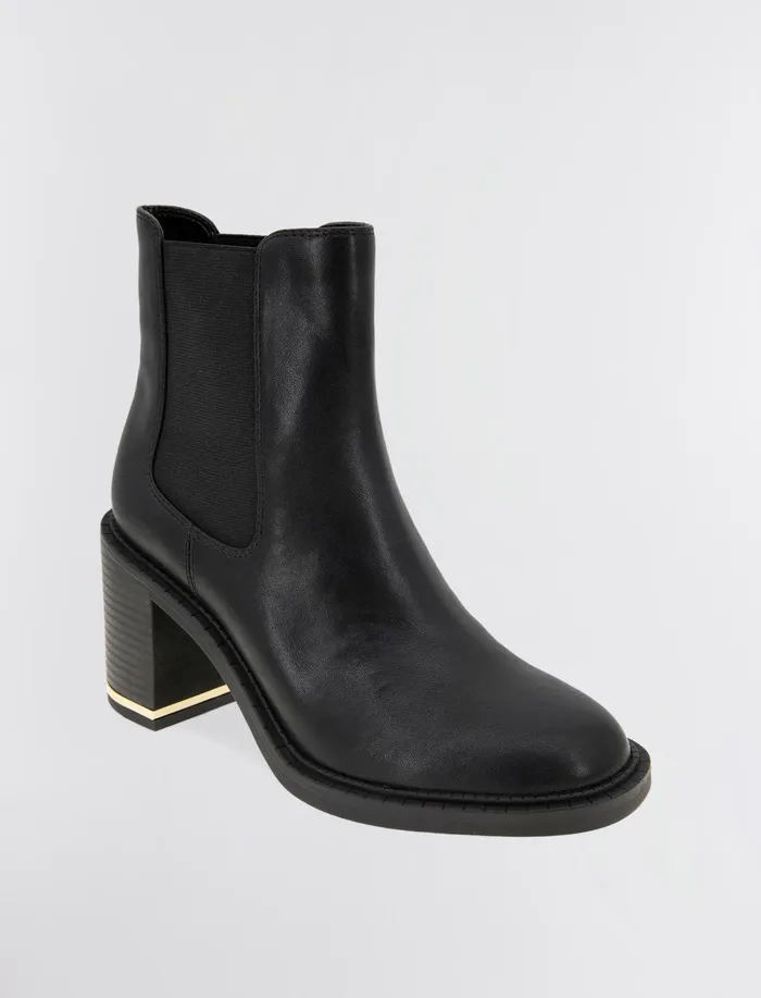 Women BCBGeneration BCBG Black Boxxa Chelsea Boot Black