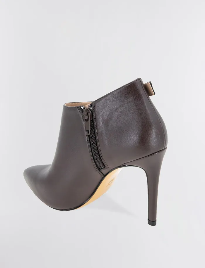 Women BCBGeneration BCBG Brown Hibano Shootie Brownie