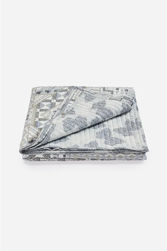 Women Bedding Johnny Was Santa Fe Reversible Quilt Queen Sand