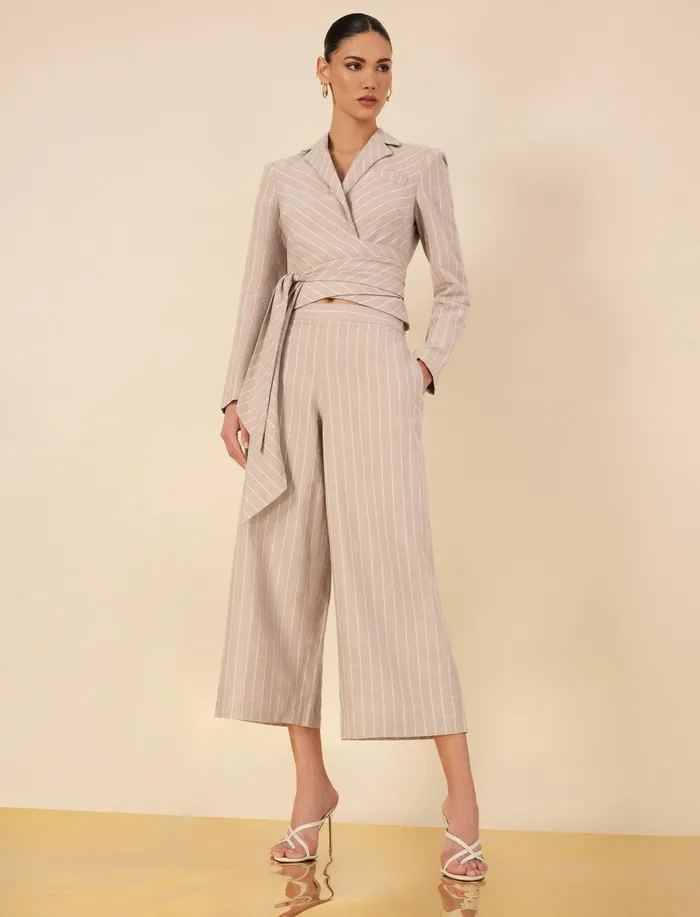 Women Bottoms BCBG WideLeg Crop Pant Khakiwhite