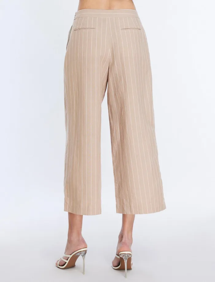 Women Bottoms BCBG WideLeg Crop Pant Khakiwhite