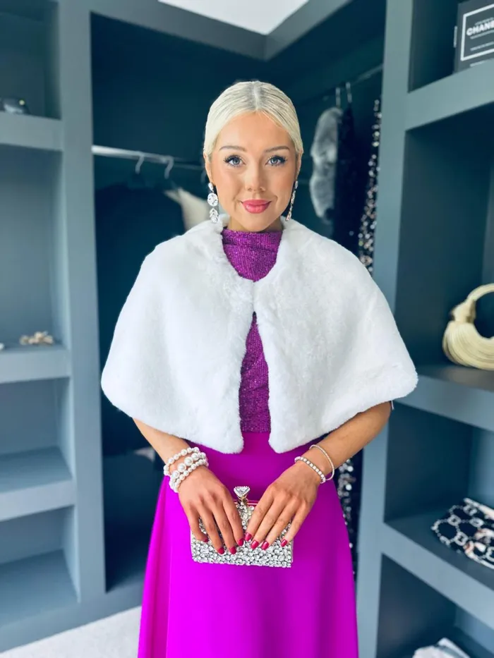 Women Coats and Jackets Canella Lane Malory Faux Fur Shawl White