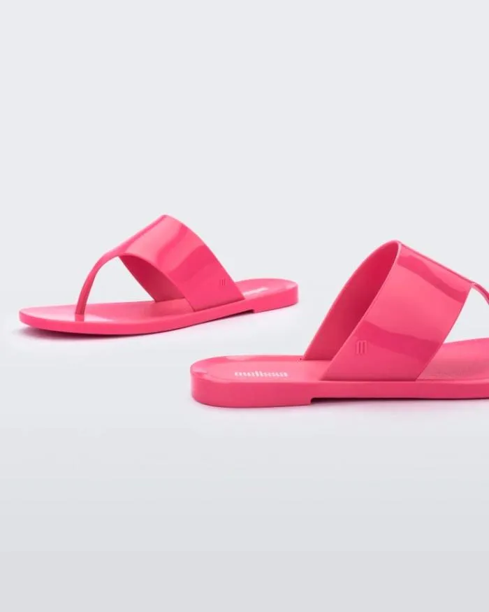Women Essential Chic Pink Melissa Flip Flops