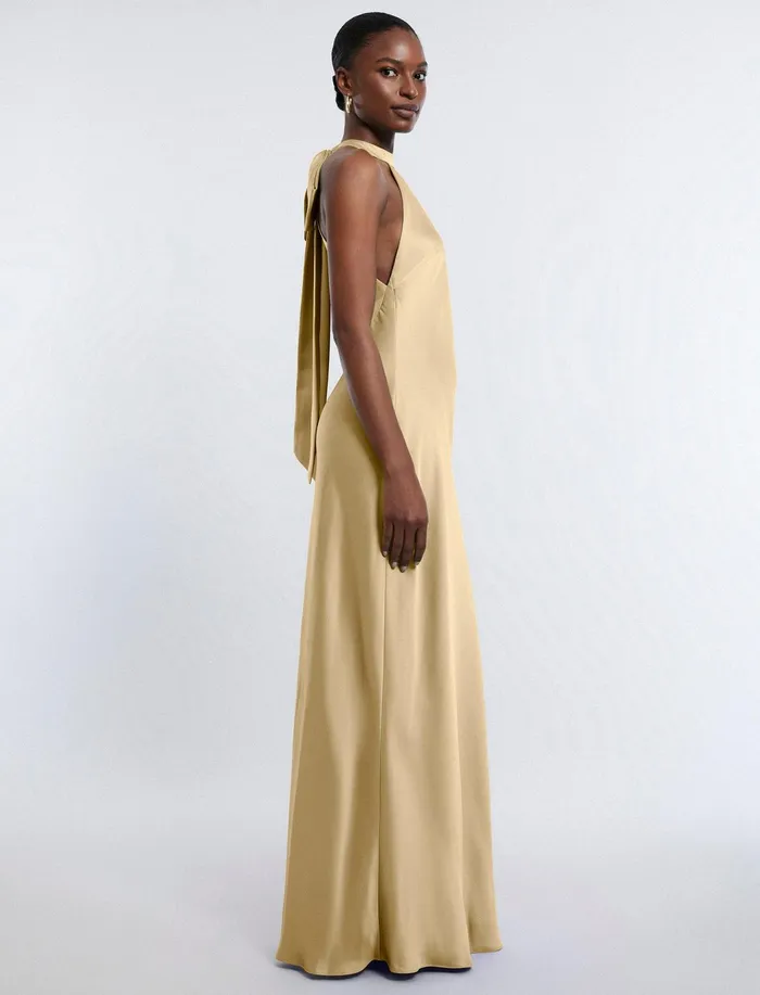 Women Evening Dresses and Gowns BCBG Peighten Halter Gown Prairie Sand