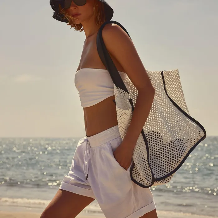 WOMEN James Perse Tote Bags Raffia Tote White Sand