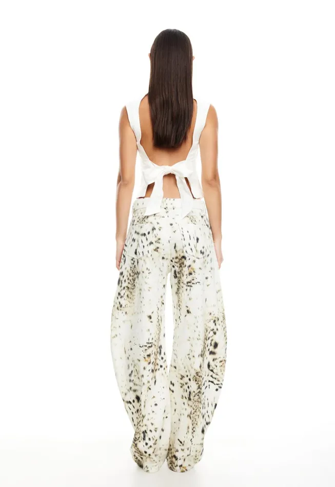 Women Lioness Fashion Pants HORSESHOE JEAN Snow Leopard Women Lioness Fashion Pants HORSESHOE JEAN Snow Leopard