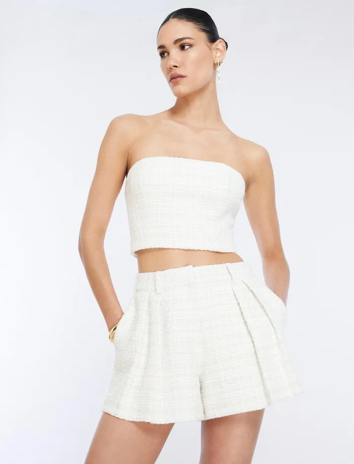 Women Suiting BCBG Tweed Short Gardenia