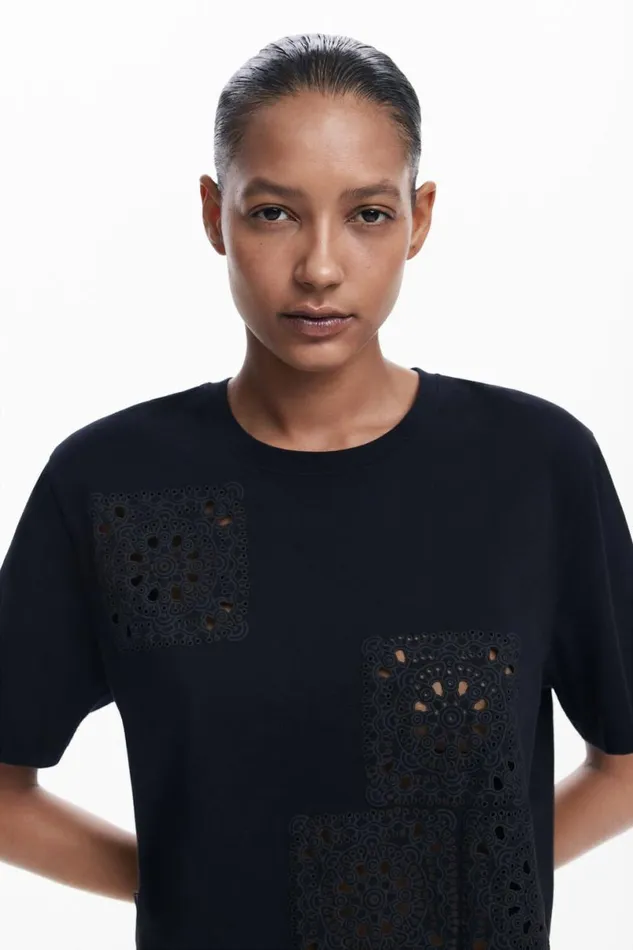 Women Tshirts Desigual Plain Tshirt Details