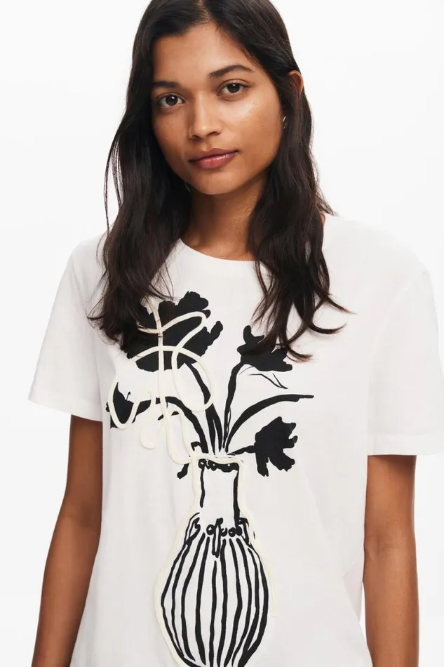 Women Tshirts Desigual Plain Vase Tshirt