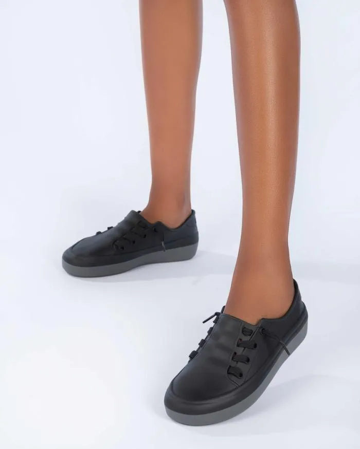 Women Ulitsa Blackblack Melissa Sneakers